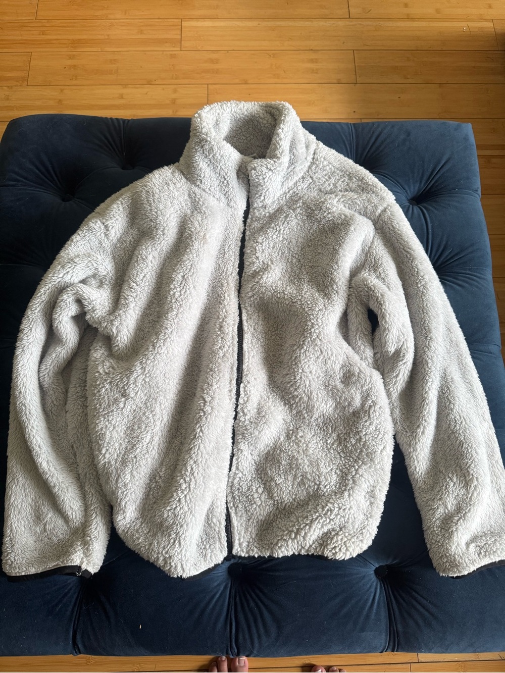PINK Victoria's Secret Light Gray Sherpa Zip Jacket